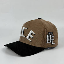 Load image into Gallery viewer, NEW UCE CORDUROY CAP-BROWN/BLACK
